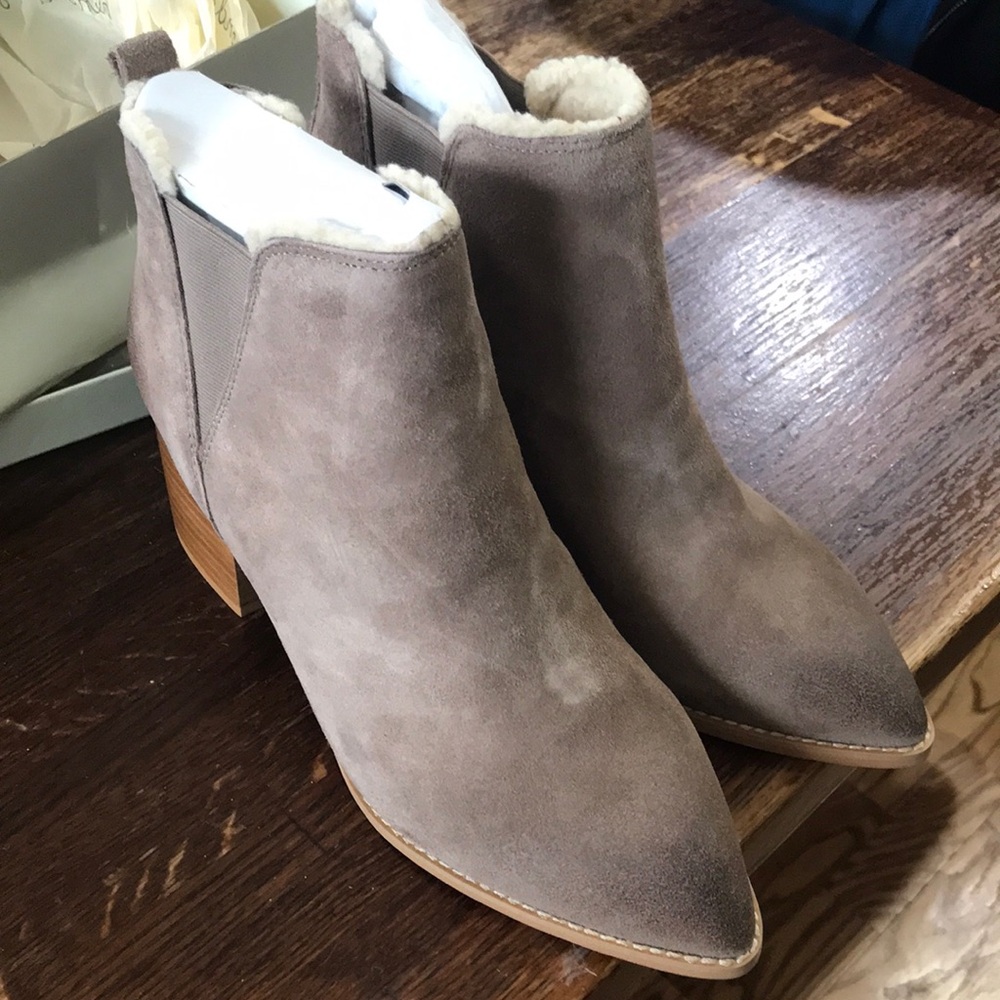Liendo Canyon Shearling Lined Ankle Boots